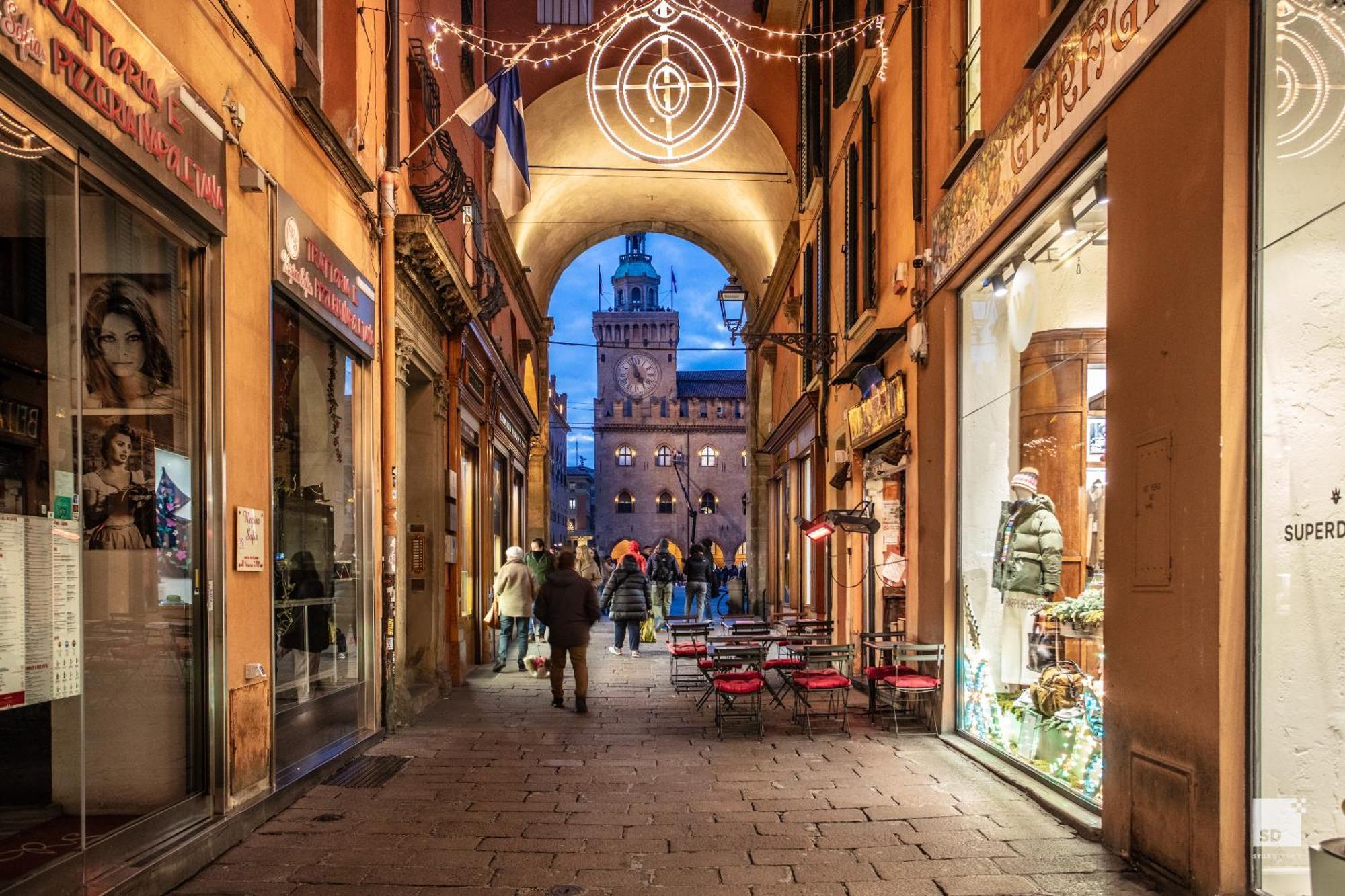 Urbanicooh Asinelli - Balcony On Piazza Maggiore Болоня Екстериор снимка